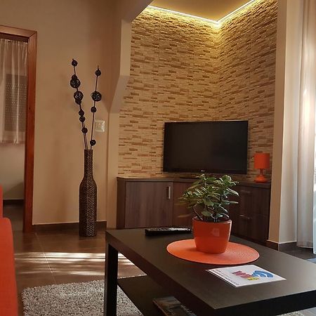 Mgtels Apartman - With Private Parking Budapesta Exterior foto