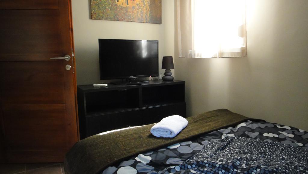 Mgtels Apartman - With Private Parking Budapesta Exterior foto