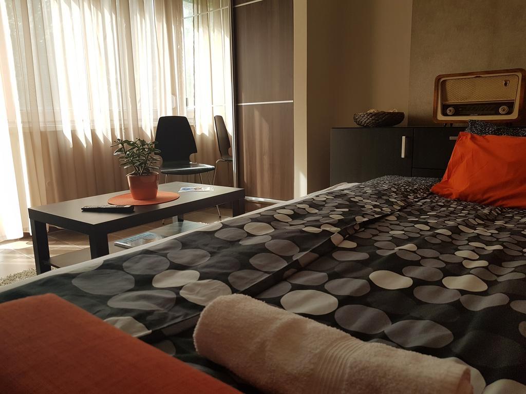 Mgtels Apartman - With Private Parking Budapesta Exterior foto